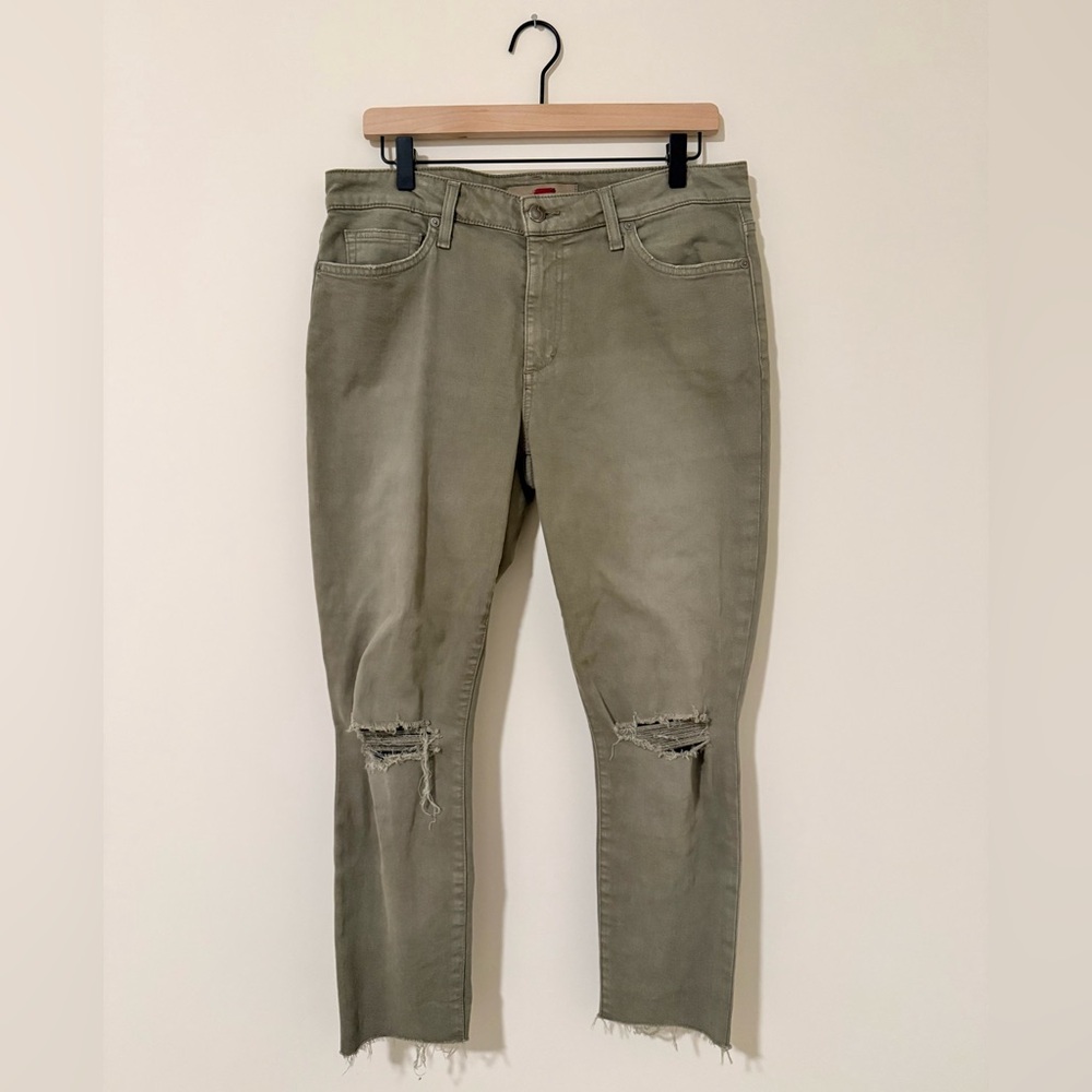 Joe’s Jeans Military Green Distressed Jeans Size 31